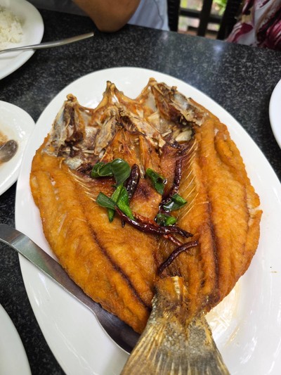 ปลากระพงทอดน้ำปลา