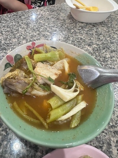 อาหาร หรือ เครื่องดื่ม