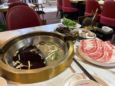 ชาบูน้ำดำ + เห็ด