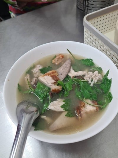 เกาเหลาเลือดหมู