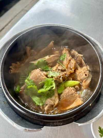 หม้อดิน เนื้อเป็ด