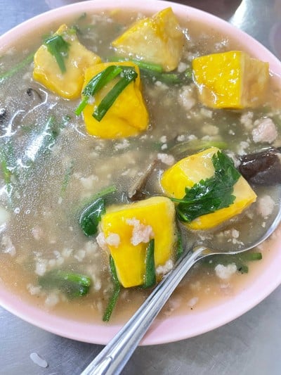 เต้าหู้ทรงเครื่อง