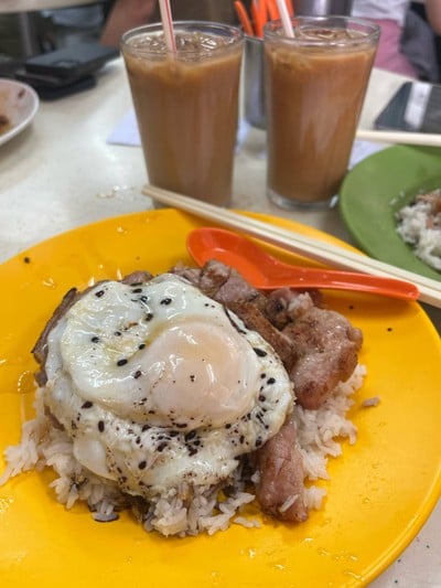 ข้าวหน้าหมูทอดพอร์คช็อพ