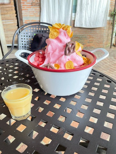 ปังเย็นนมชมพู