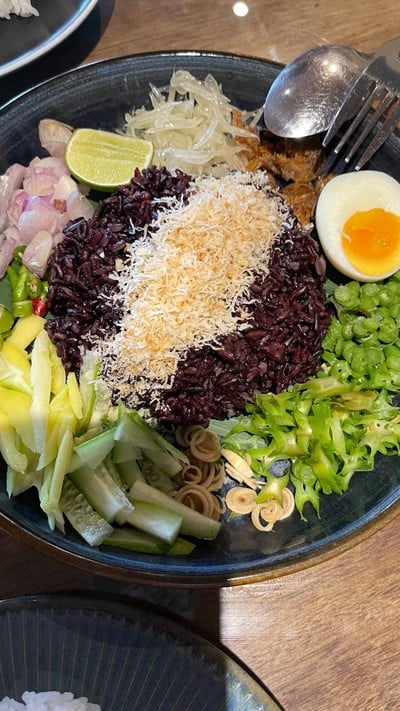 ข้าวยำปักษ์ใต้