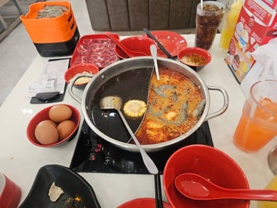 อาหาร หรือ เครื่องดื่ม