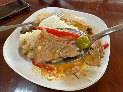 ข้าวราดแกง