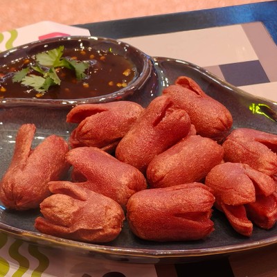 ไส้กรอกแดง