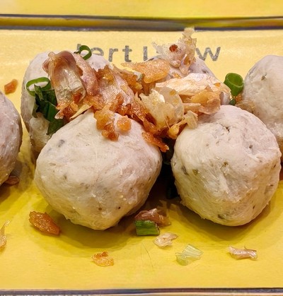 ลูกชิ้นเอ็นหมู