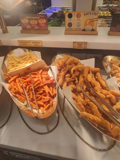 อาหาร หรือ เครื่องดื่ม