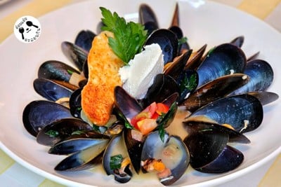 Black Mussel White Wine Sauce