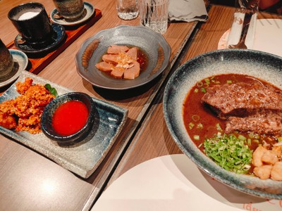 อาหาร หรือ เครื่องดื่ม