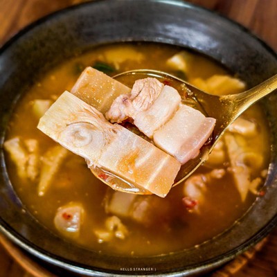 “ถึงเจียงใหม่ คิทเช่น” ร้านอาหารเหนือมิชลิน 5 ปีซ้อน มาเปิดสาขาที่กรุงเทพแล้วนะ