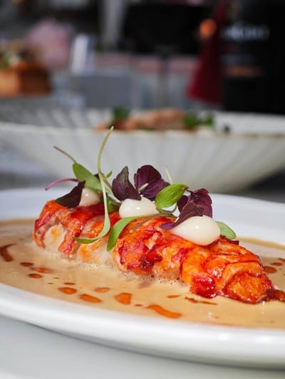 อาหาร หรือ เครื่องดื่ม