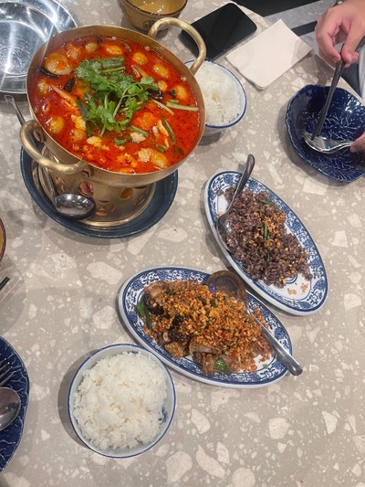 อาหาร หรือ เครื่องดื่ม