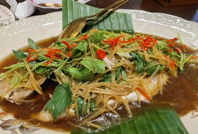 ปลานึ่งซีอิ๊ว