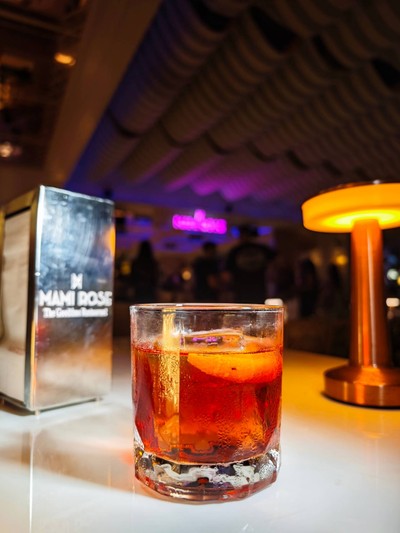 อาหาร หรือ เครื่องดื่ม