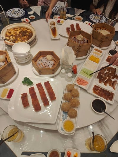 อาหาร หรือ เครื่องดื่ม