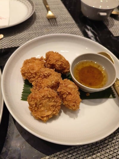 อาหาร หรือ เครื่องดื่ม