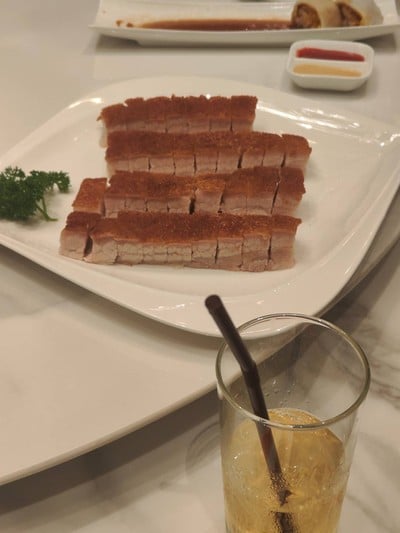 อาหาร หรือ เครื่องดื่ม