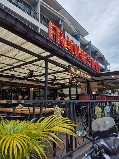 หน้าร้าน