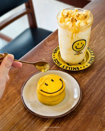 Narisa Cafe & Creative Space