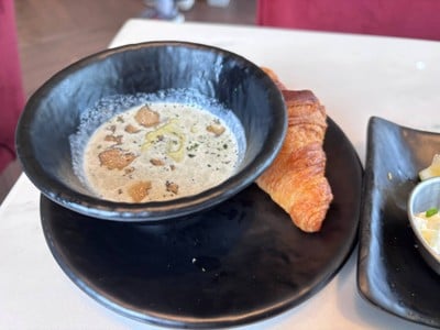 Fresh Truffle Soup & Croissant