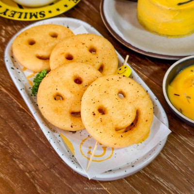 Narisa Cafe & Creative Space