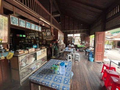 ผัดไทยตรอกบ้านจีน