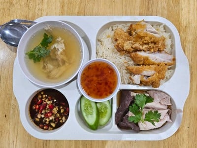 ข้าวมันไก่ผสม