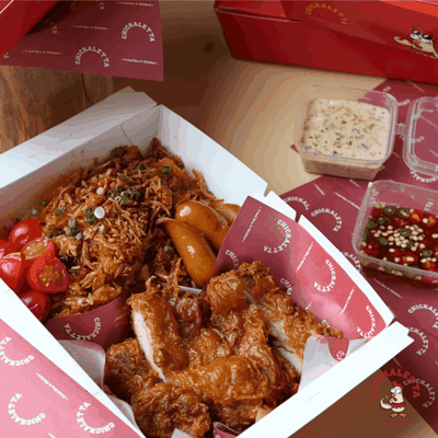 ข้าวผัดอเมริกันไก่ทอด