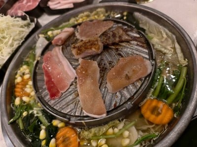 อาหาร หรือ เครื่องดื่ม