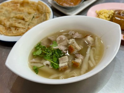 ก๋วยจั๊บน้ำใส (พิเศษ)