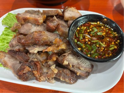 หมูย่าง