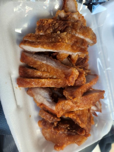 หมูทอดขีดละ70บาท