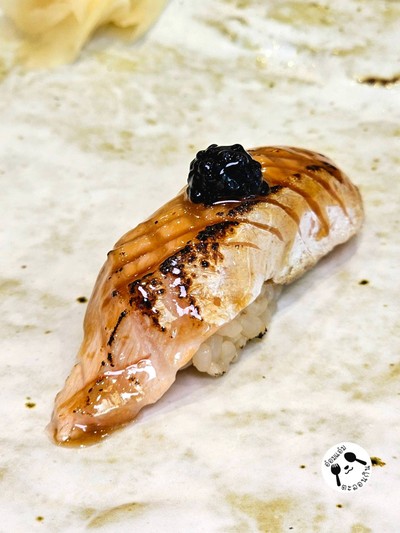 Salmon Toro Aburi Truffle