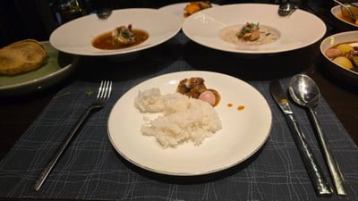 อาหาร หรือ เครื่องดื่ม