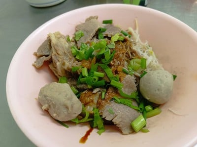 หมี่ชิ้นสดแห้ง