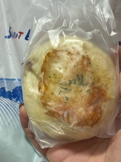 ขนมปังทอดไส้หมูสับ