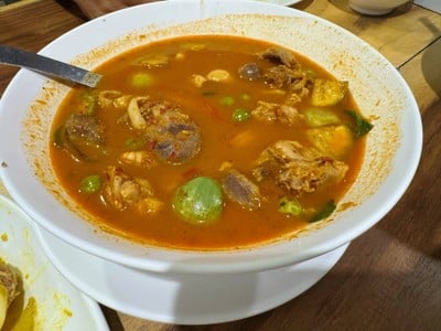 แกงป่าไก่บ้าน