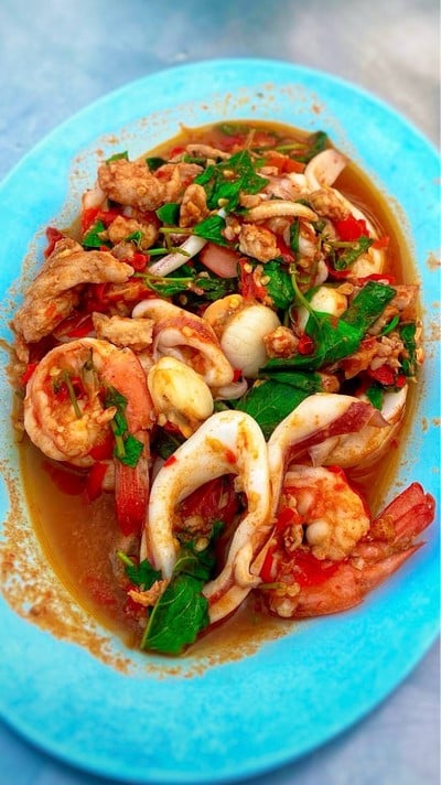 ผัดกะเพราทะเลรวม