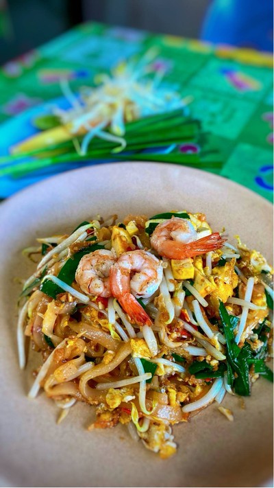 ผัดไทยกุ้งสด