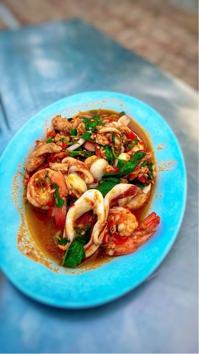 ผัดกะเพราทะเลรวม
