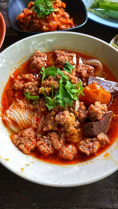 ขนมจีนน้ำเงี๊ยว