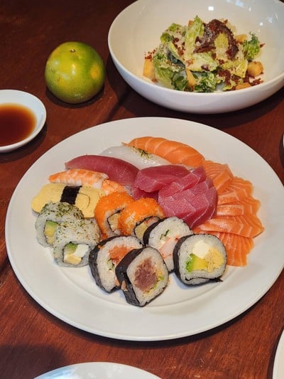 อาหาร หรือ เครื่องดื่ม