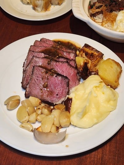 อาหาร หรือ เครื่องดื่ม