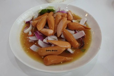 ยำไส้กรอก