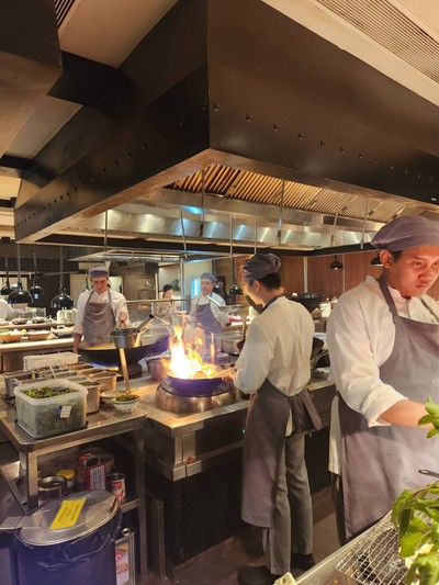 อาหาร หรือ เครื่องดื่ม