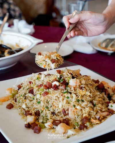 ข้าวผัด Ho Kitchen