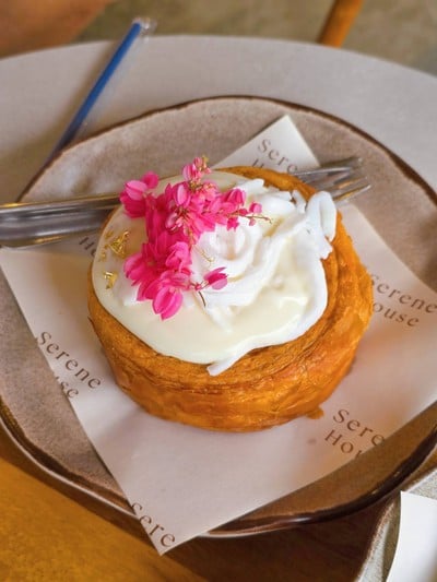 เมนูของร้าน Serene House Cafe